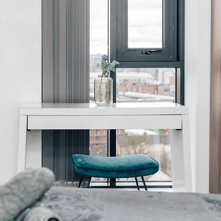 Luxury 2 Bedroom Apartment, Broad Street Birmingham Zewnętrze zdjęcie