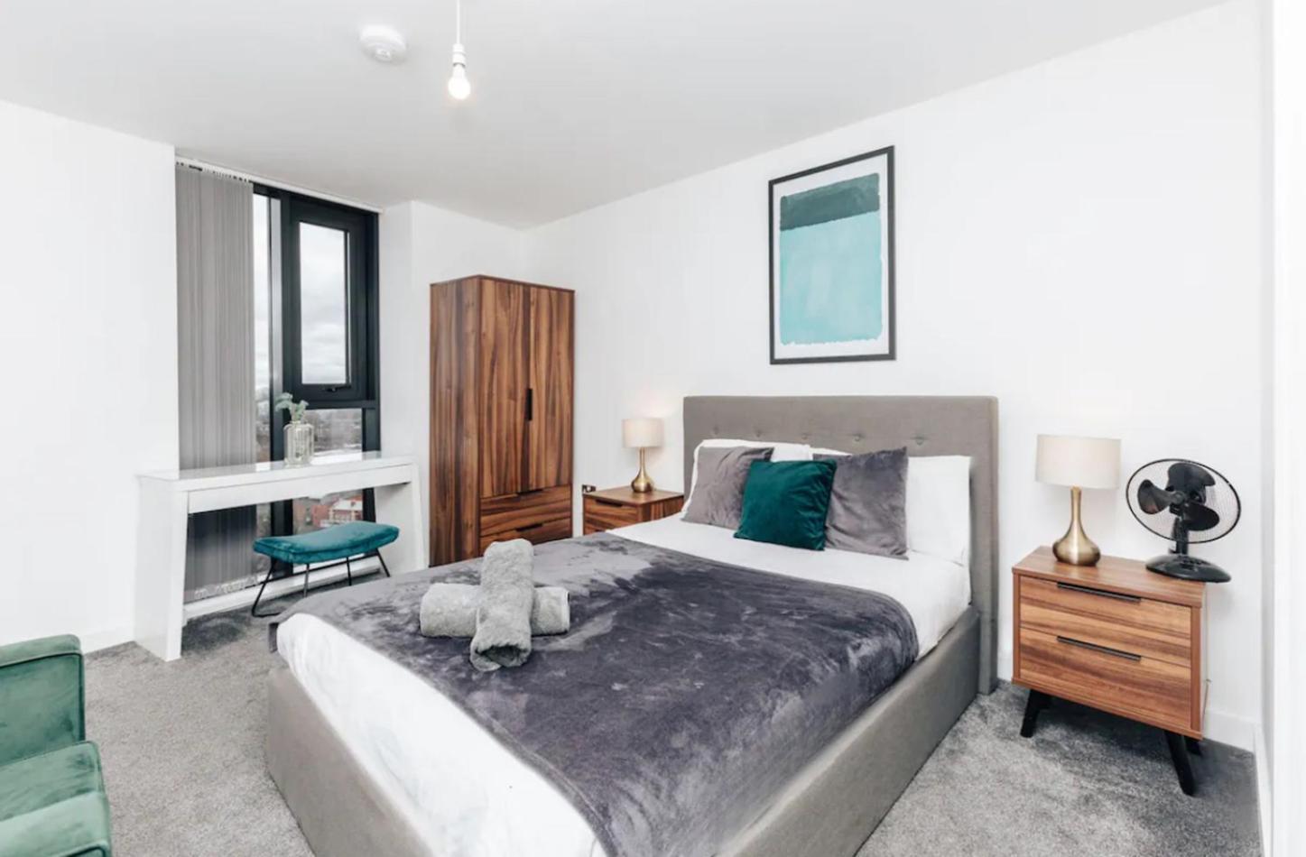 Luxury 2 Bedroom Apartment, Broad Street Birmingham Zewnętrze zdjęcie