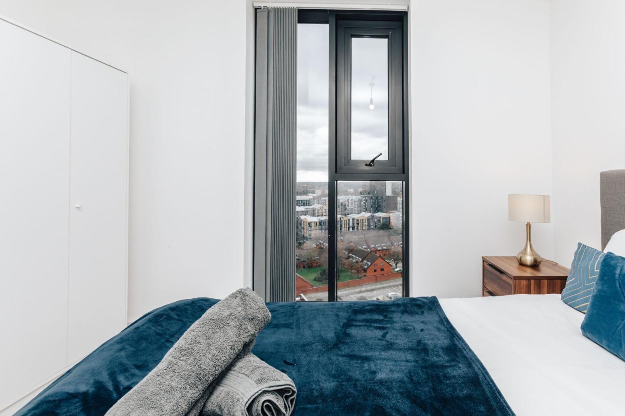 Luxury 2 Bedroom Apartment, Broad Street Birmingham Zewnętrze zdjęcie